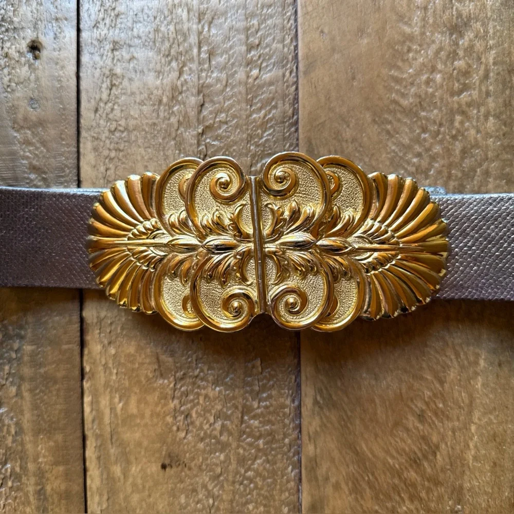 Vintage Alexis Kirk, metallic gray Gold Ornate Buckle Belt